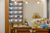 Banshan Cloud Brocade Hotel（Dali Ancient City South Gate Store）