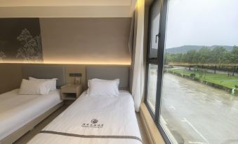 Laoshan Hot Spring Garden Hotel