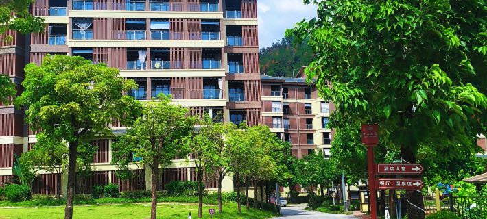 Yujianquan Wenquan Homestay (Guposhan Tourist Resort Distribution Center) Hotels in Hezhou