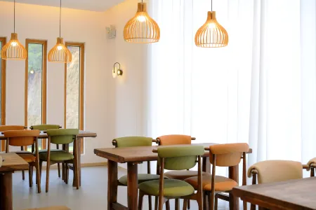 Qiye Forest Homestay Отели рядом с достопримечательностью «Liuba Old Street»