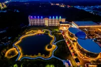 Xuancheng Wanlinghu Ecological Park Hotel - غرفة مطلة على الجبل