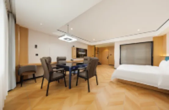 Bali Island Hotel (Changjiang)