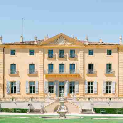 Château de Fonscolombe Hotel Exterior