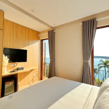 HANZ Lagoon Sunset Boutique Hotel