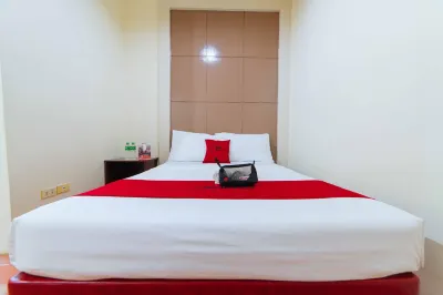 RedDoorz near Walking Street Angeles City Hotels near Fields Ave