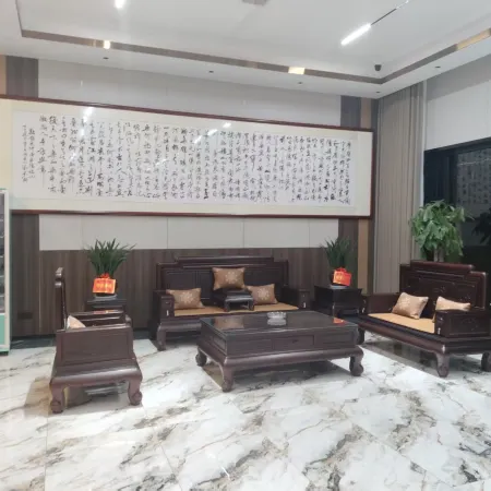 Yangxiao Shangpin Hotel (Ningxiang Huaminglou Scenic Area)