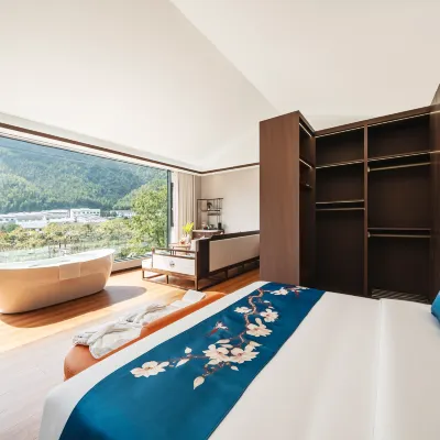 Yiran Yaji Homestay(Sanqingshan Scenic Area) Hotels near Giant Python Emerging from the Mountain