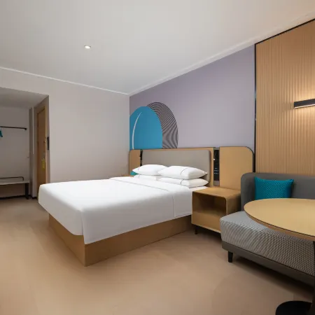 City Hotel (Xiaogan Chengzhan Road Branch)