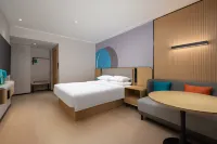 City Hotel (Xiaogan Chengzhan Road Branch)