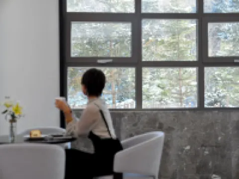 Snow Town Frost Resort Hotel