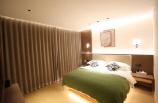 Yuanzhirun Light Luxury Smart Hotel (Jianchuan Ancient Town)