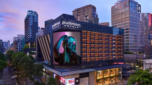Pullman Singapore Orchard - Scenic