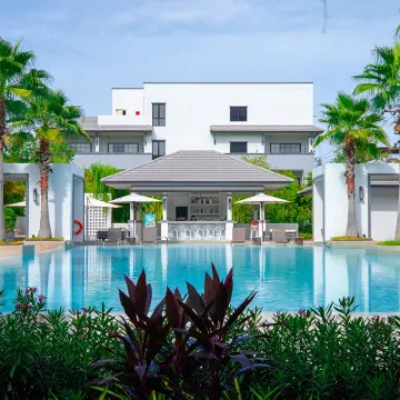 Health Land Resort & Spa Hotels near Pattaya Tai