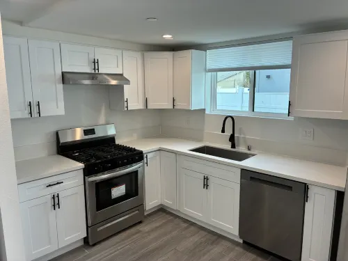 Luxora Living Rooms In Downtown LA | USC - Condos