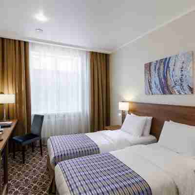 Raymond Hotel Rooms