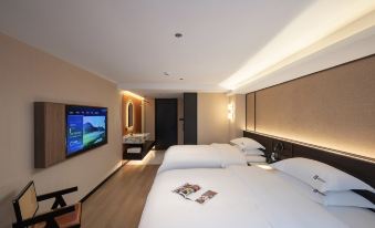 Liling Cichen Grand Hotel (Liquan Road Jiuhong Century Plaza)