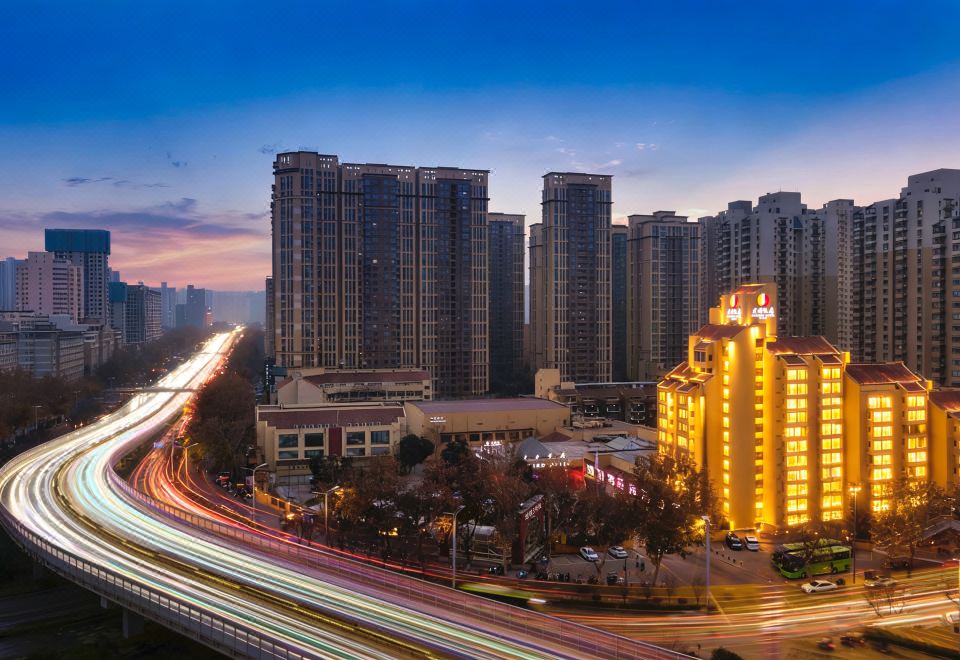 호텔 수영장 시설