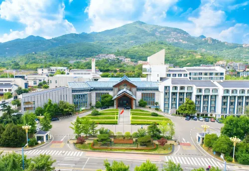 Dongyue Hotel