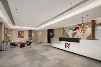 Borrman Hotel (Guangzhou Railway Station Sanyuanli Metro Station Store)