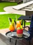 Chateau Royal Beach Resort & Spa, Noumea - С баром