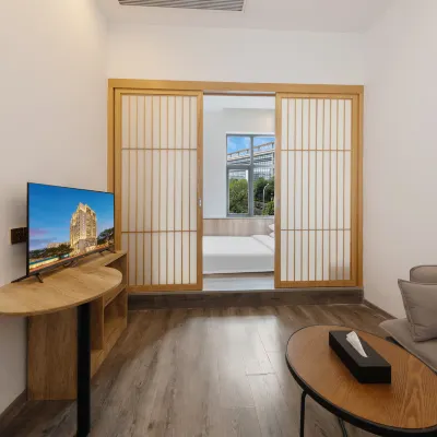 Ruiya Hotel style Apartment (Huaqiangbei Branch) Hotels near Science Museum Station