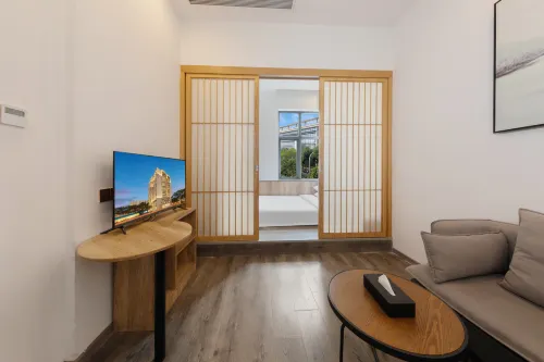Ruiya Hotel style Apartment (Huaqiangbei Branch)