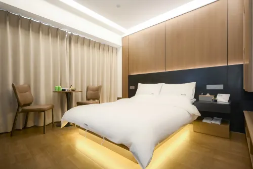Meilun Meijia Hotel (Shenyang Longzhimeng Shopping Center Pangjiang Street Subway Station)