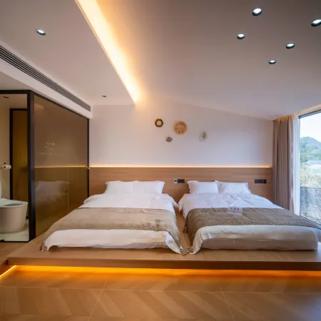 Meet Li · Villa Designer Boutique Resort (Wanfenglin Branch)