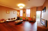 มาร์ช ทรี อินน์ - วิวภูเขา