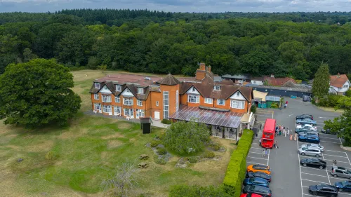 Grovefiled house hotel