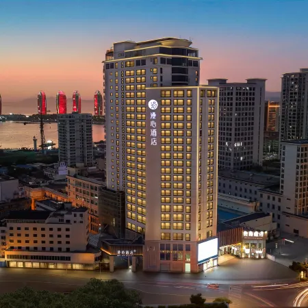 Man Xin Sanya Bay One Ocean View Hotel Отели рядом с достопримечательностью «Первый Рынок»