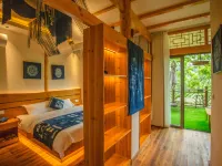 Chuse Nanhua Homestay Hotele w: Kaili