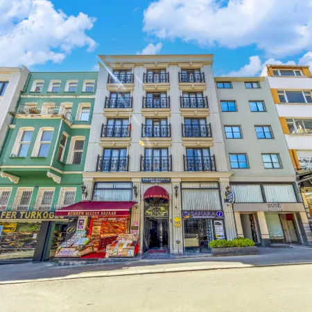 Golden Bazaar Hotel Отели рядом с достопримечательностью «Гранд-базар»