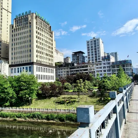 Lichuan lview Hotel