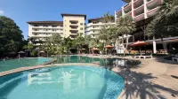 Sunday Wongamat Privacy Pattaya - parking