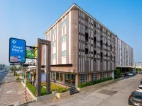 Vané Mané Hotel Pattaya Hotels near Harbor Pattaya