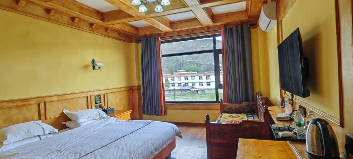 Xinduqiao Boba Culture Manor Hotel di Kangding