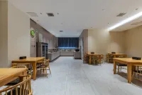 如家UP華驛精選飯店 （六安火車站店） - 2 星級