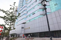 暖序海景公寓（棧橋青島站店）
