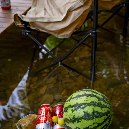 Breezes from the South | Backcountry Retreat: Starry Sky, River Soaking, and Field Courtyard