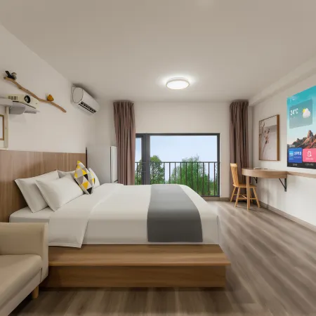Ac Hotel · 0518 Apartment (Yili Center Branch) Отели рядом с достопримечательностью «Байюнь»