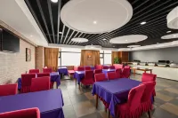 創娛·ALIENWARE外星人電競飯店（東莞長安站中南廣場店） - SPA