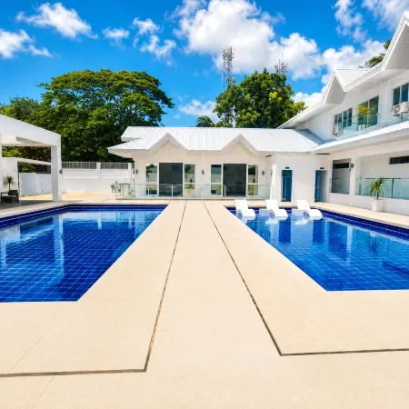 Blu Serenity Villa and Resort