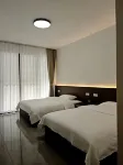 Qingchuan Qingxi Town Happy Summer Homestay - parking