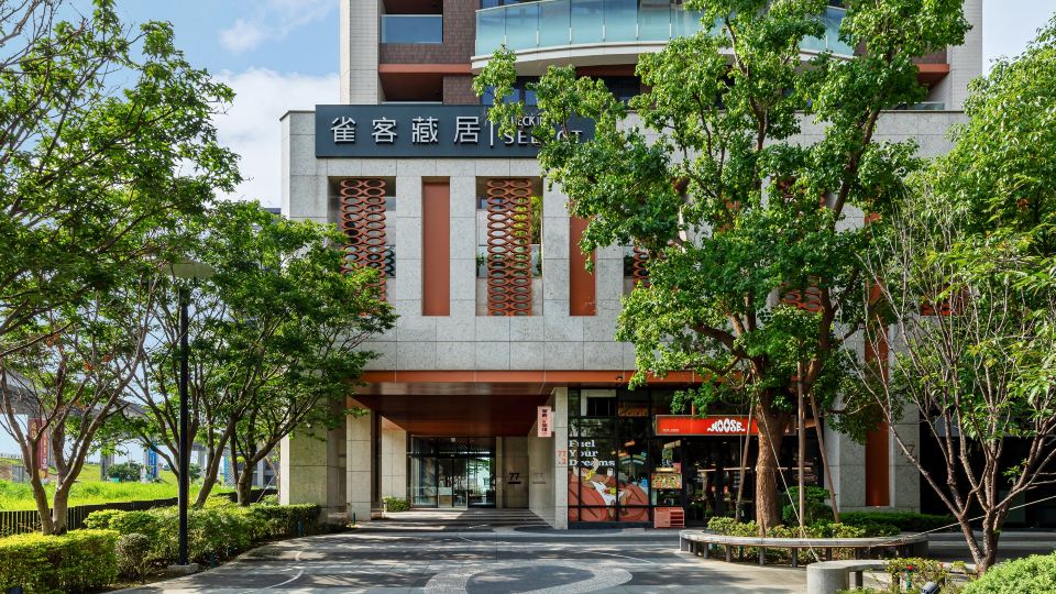 CHECK inn Select New Taipei Sanchong Waterfront