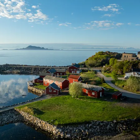 Astra Village - Waterfront Rorbu Cabins in Lofoten