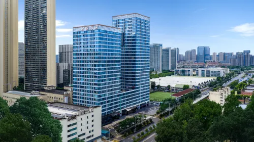 Wuhan Optics Valley Tiandi Intercity Hotel - جاكوزي