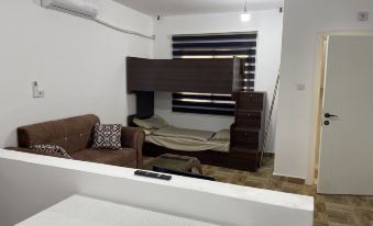 Pizza Street Hostel
