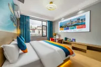 Yunfeng Audio-Visual Boutique Stay - parking