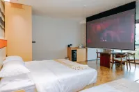 Shangting Hotel (Shiquan Ancient City) - con vista montagne